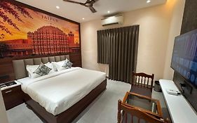 Hotel Sweet Dream